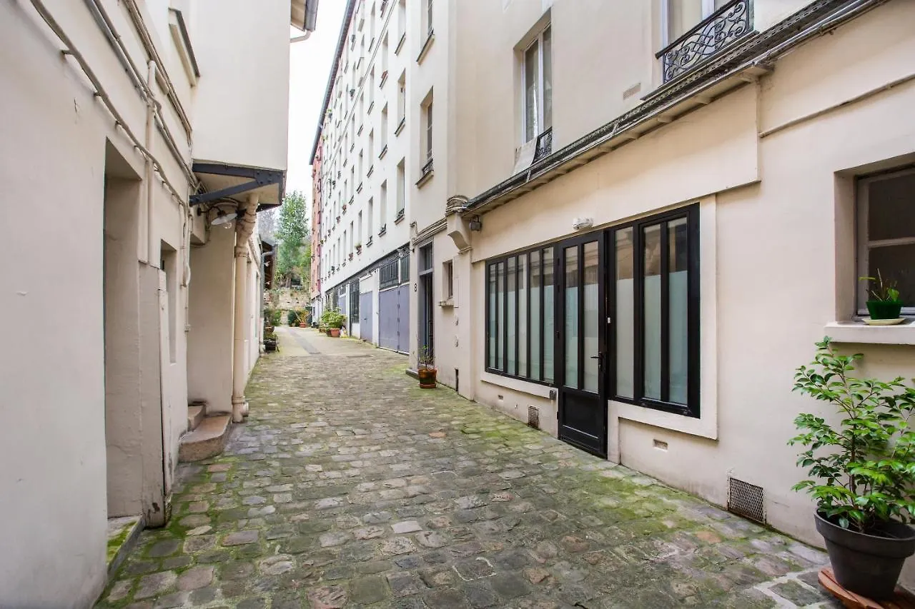 Apartment Wonderful Home In Paris